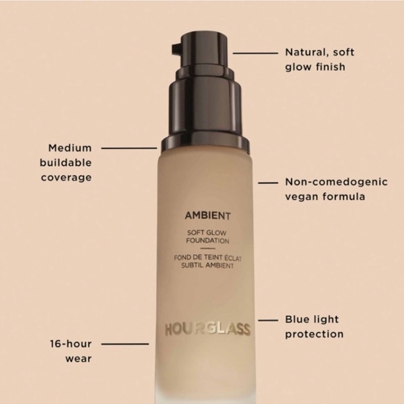 Hourglass Ambient Soft Glow Foundation- 13.5 - Picture 2 of 6